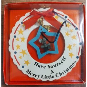 Vintage Wooden Wreath Hanging CHRISTMAS Ornament MOUSE IN A STAR BY GIFTCO B9